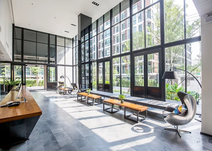 Cross Vibe Sukhumvit 4*