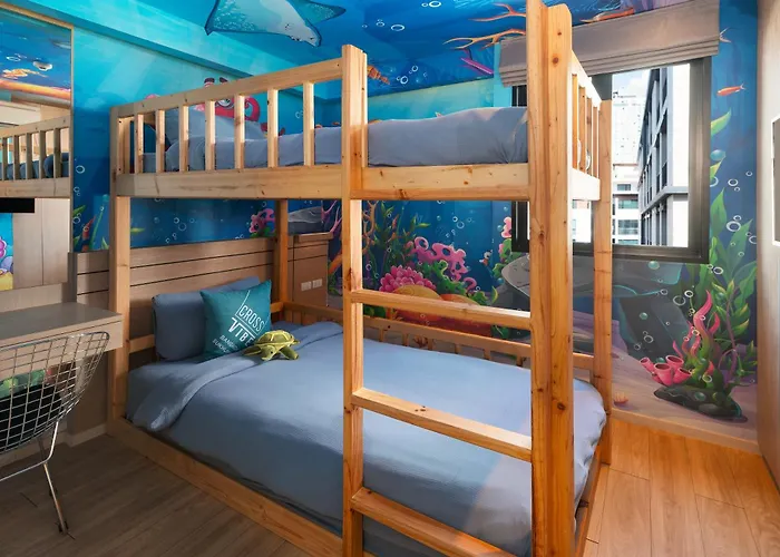 호텔 Cross Vibe Sukhumvit 4*