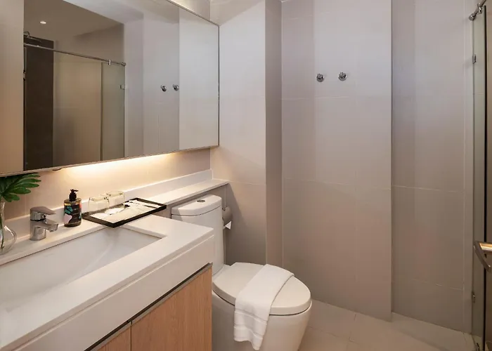 Cross Vibe Sukhumvit