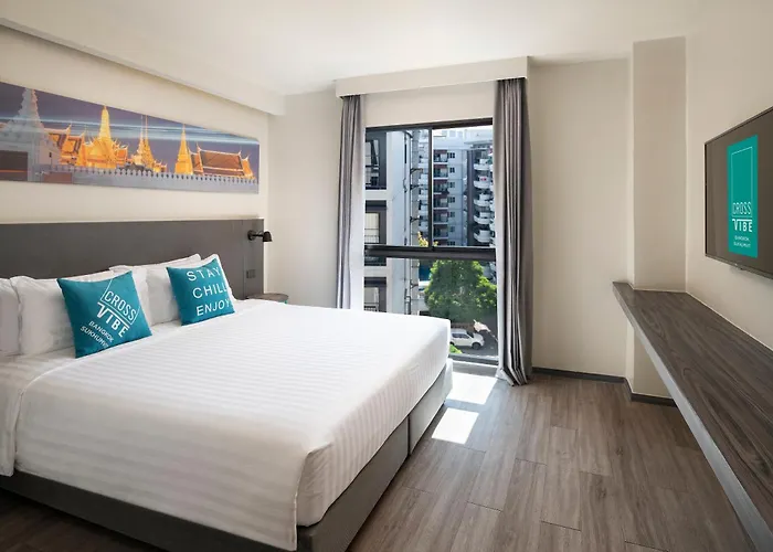 Cross Vibe Sukhumvit Hotel