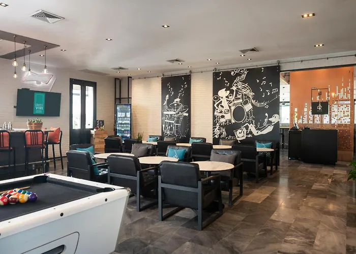 Cross Vibe Sukhumvit Hotel