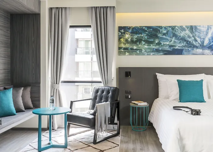 Cross Vibe Sukhumvit 4*
