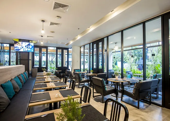 Cross Vibe Sukhumvit